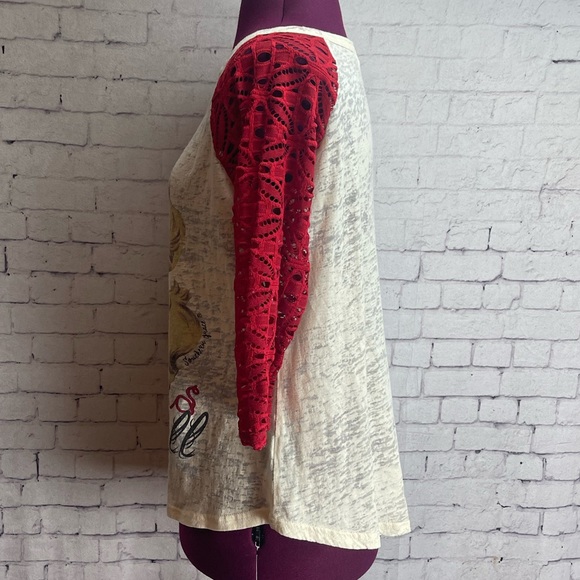 Southern Grace size small merry Christmas yall santa Tshirt - Picture 2 of 5